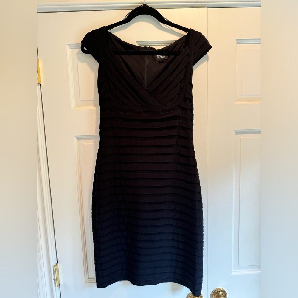 Adrianna Papell Black Cocktail Dress